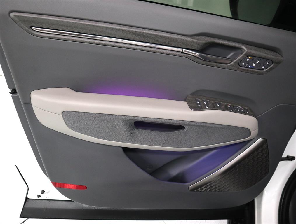 Kia EV9 — photo 08