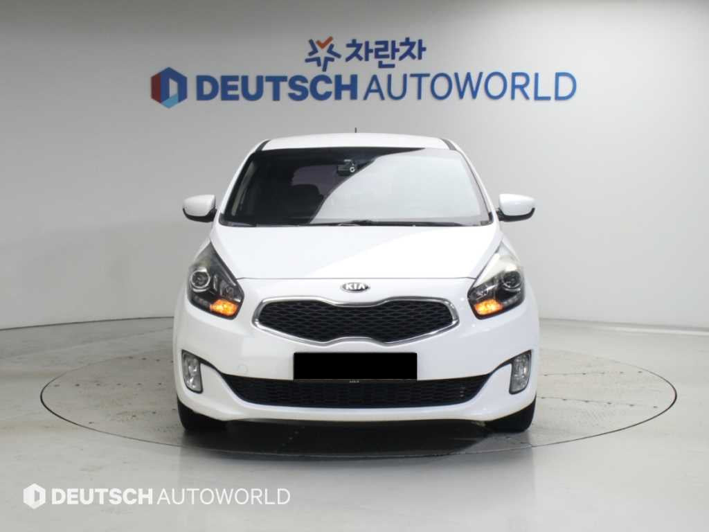 Kia Carens — photo 03