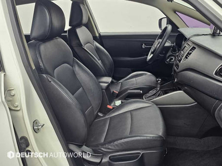 Kia Carens — photo 10