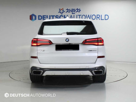 BMW X5 — photo 04
