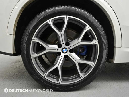 BMW X5 — photo 05