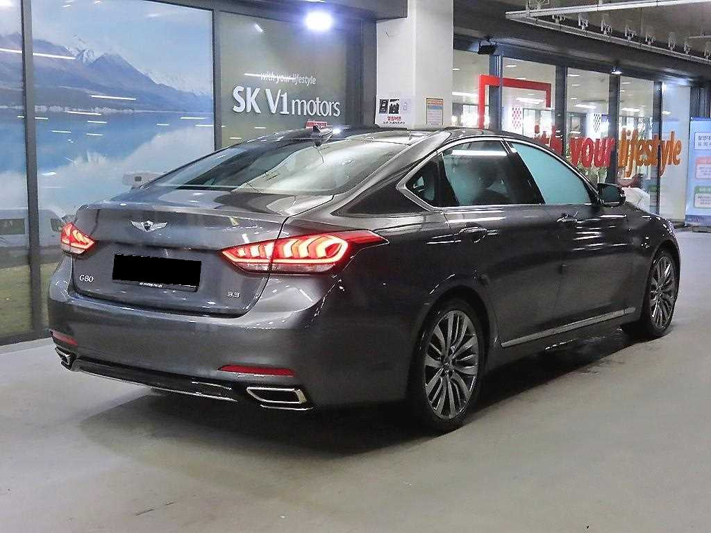 Genesis G80 — photo 04
