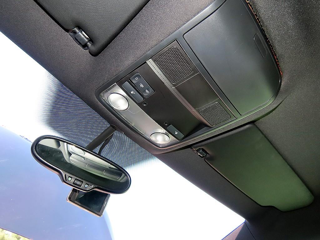 Volkswagen Scirocco — photo 15