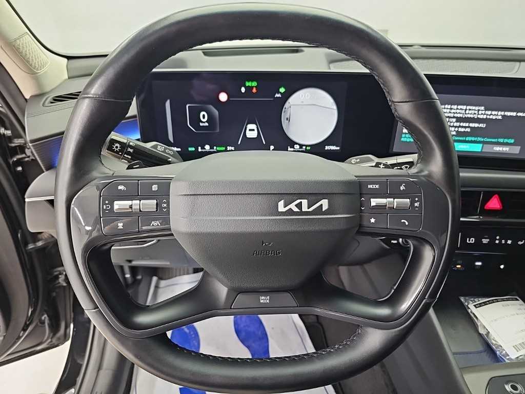 Kia K8 — photo 09