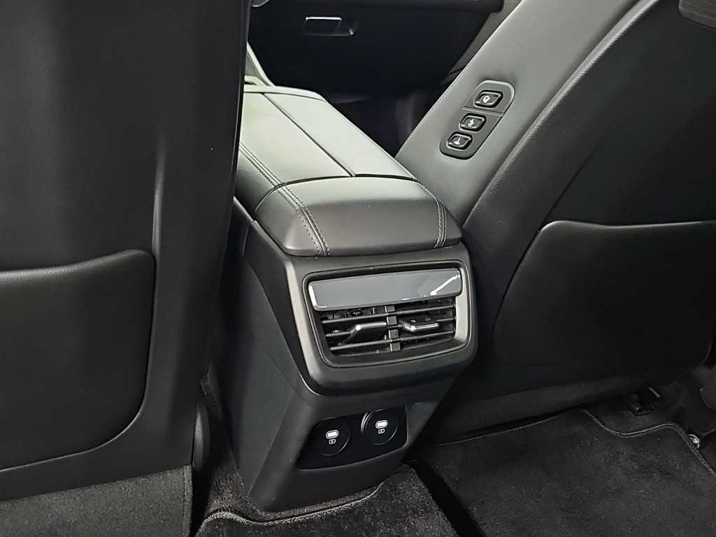 Kia K8 — photo 13