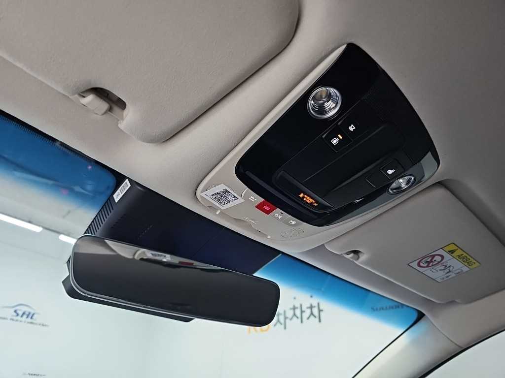 Kia K8 — photo 17