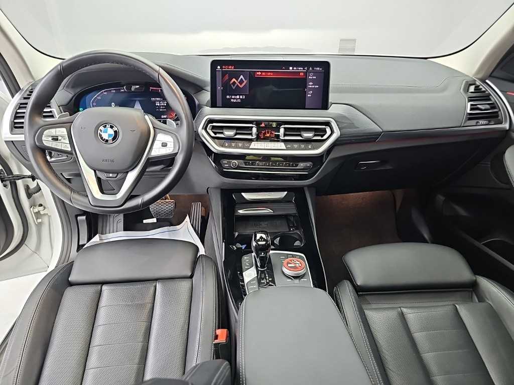 BMW X3 — photo 07