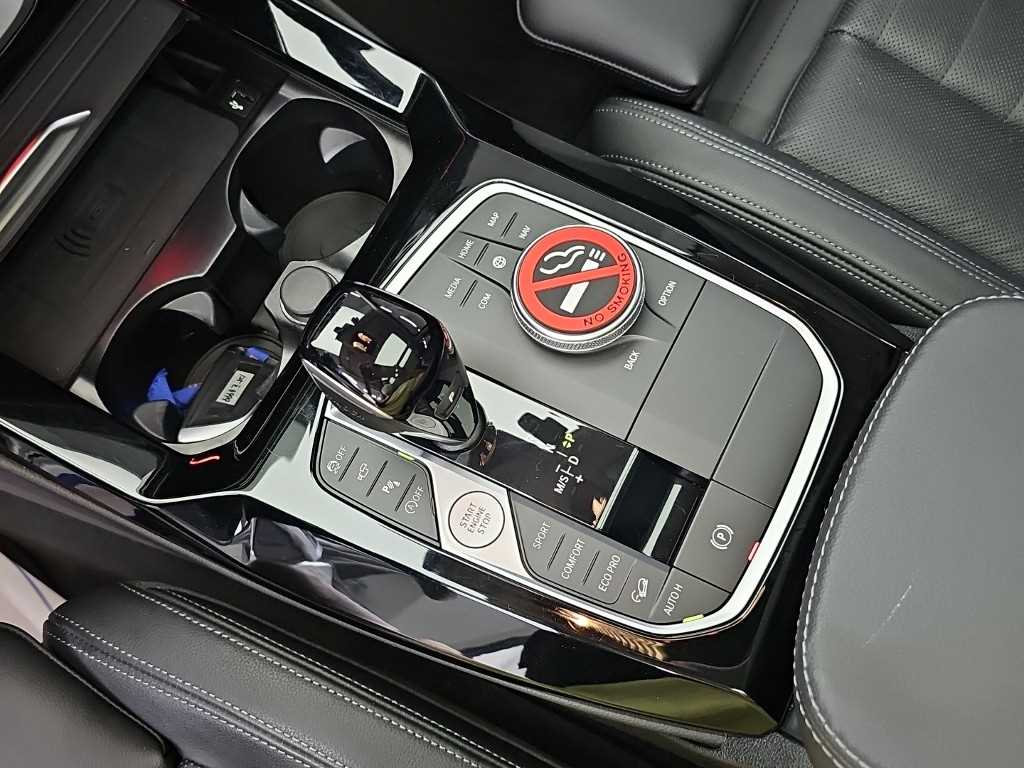 BMW X3 — photo 08