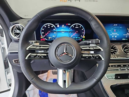 Mercedes-Benz CLS-Class — photo 09