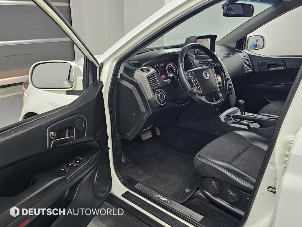 KGM KORANDO — photo 11