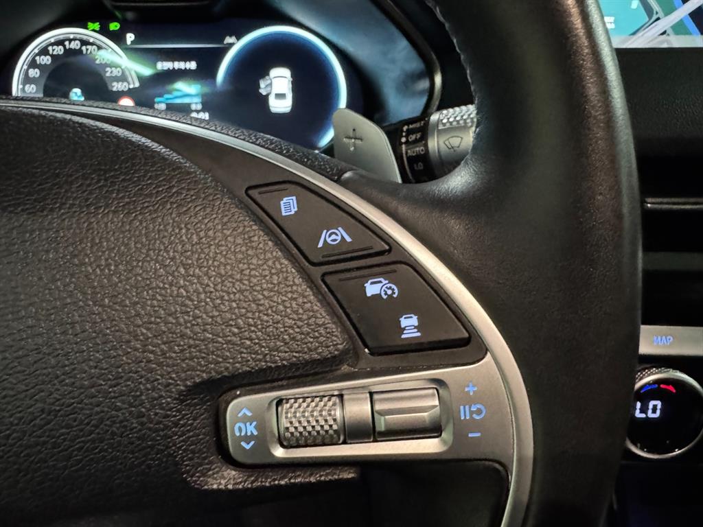 Genesis G80 — photo 12