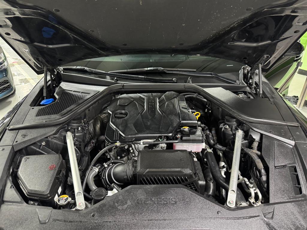 Genesis G80 — photo 20