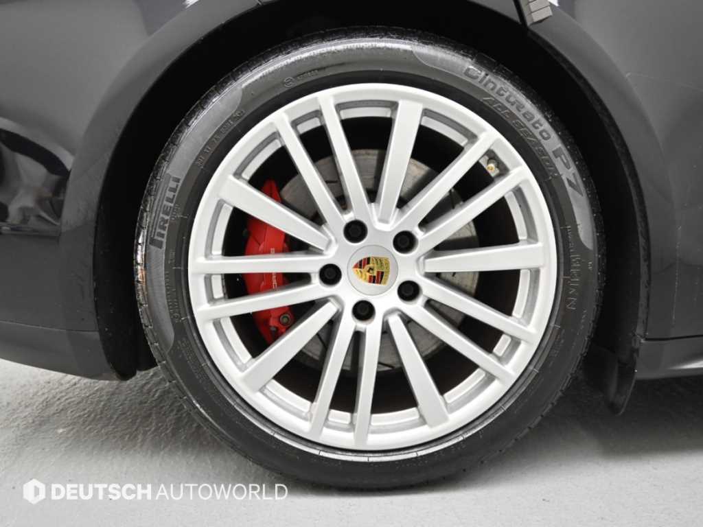 Porsche Panamera — photo 05
