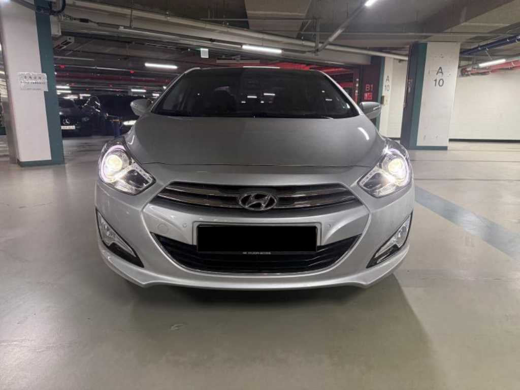 Hyundai i40 — photo 02