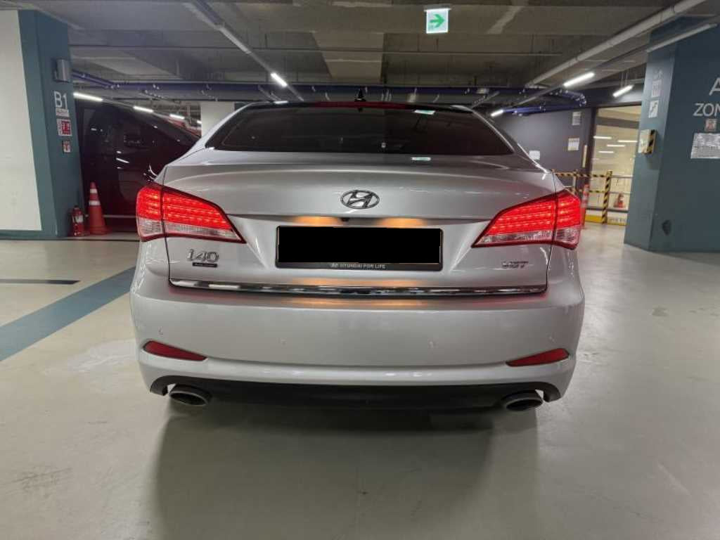 Hyundai i40 — photo 05