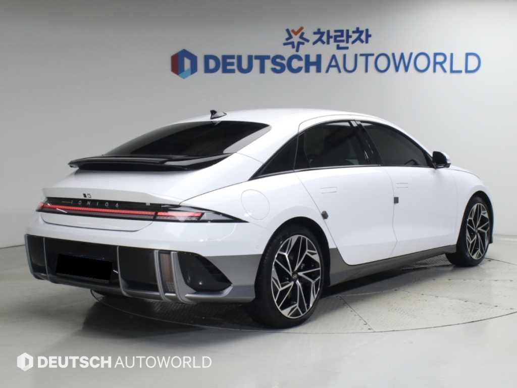 Hyundai Ioniq6 — photo 02