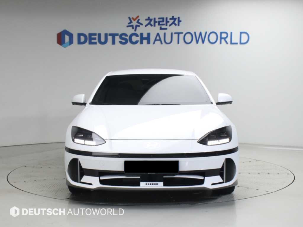 Hyundai Ioniq6 — photo 03