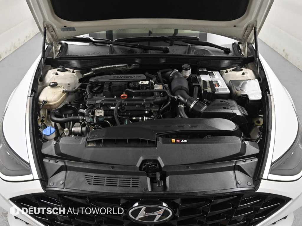 Hyundai Sonata — photo 06