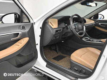 Hyundai Sonata — photo 11