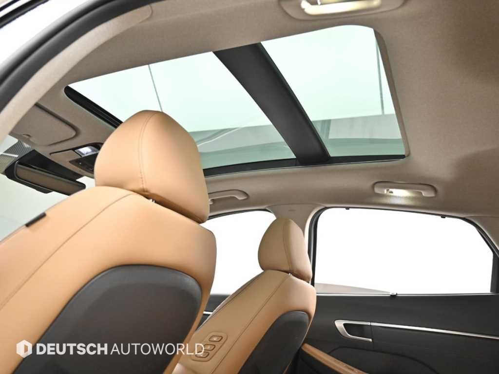 Hyundai Sonata — photo 18