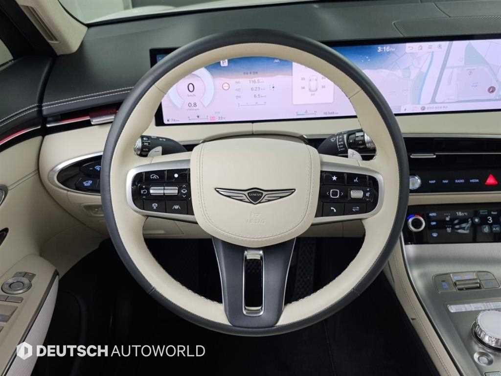 Genesis GV70 — photo 13