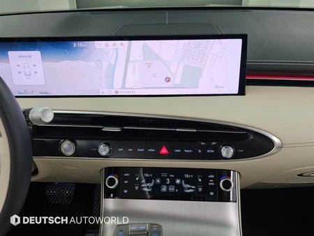 Genesis GV70 — photo 14