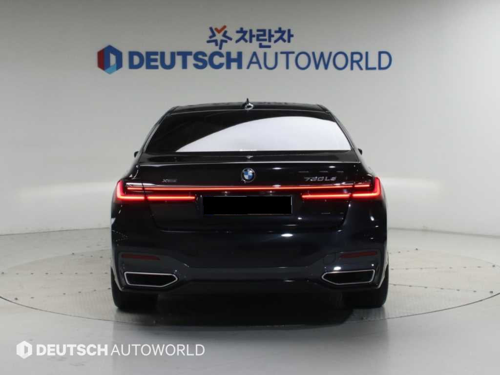 BMW 7-Series — photo 04