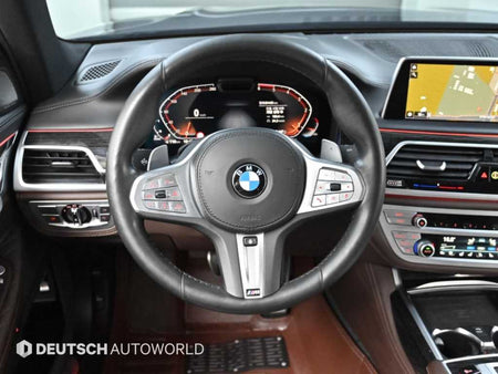BMW 7-Series — photo 13