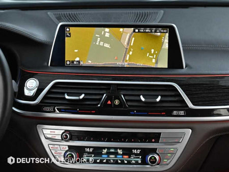 BMW 7-Series — photo 14