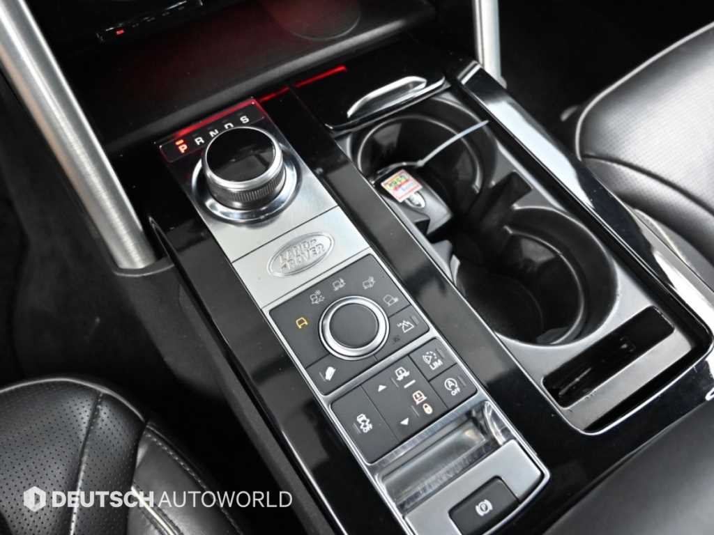 Land Rover Discovery — photo 09