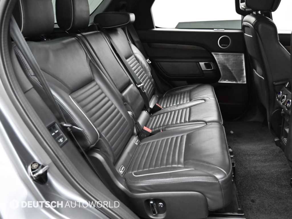 Land Rover Discovery — photo 12