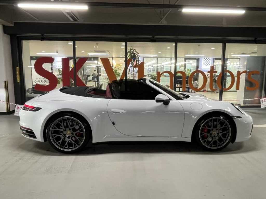 Porsche 911 — photo 03