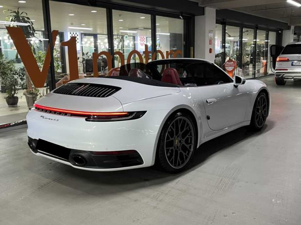 Porsche 911 — photo 04