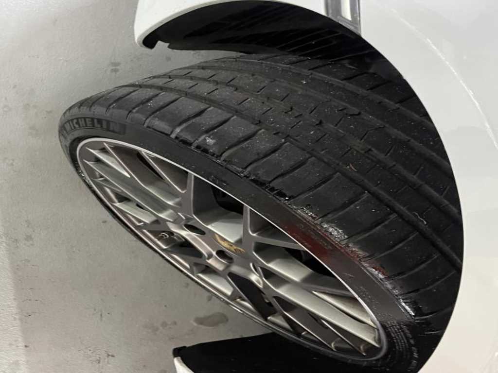 Porsche 911 — photo 20