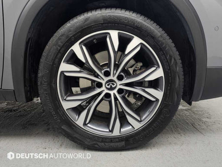 Infiniti QX30 — photo 05