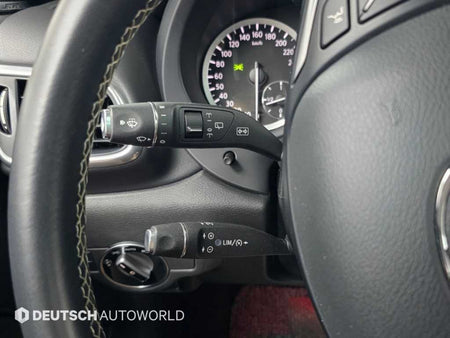 Infiniti QX30 — photo 16