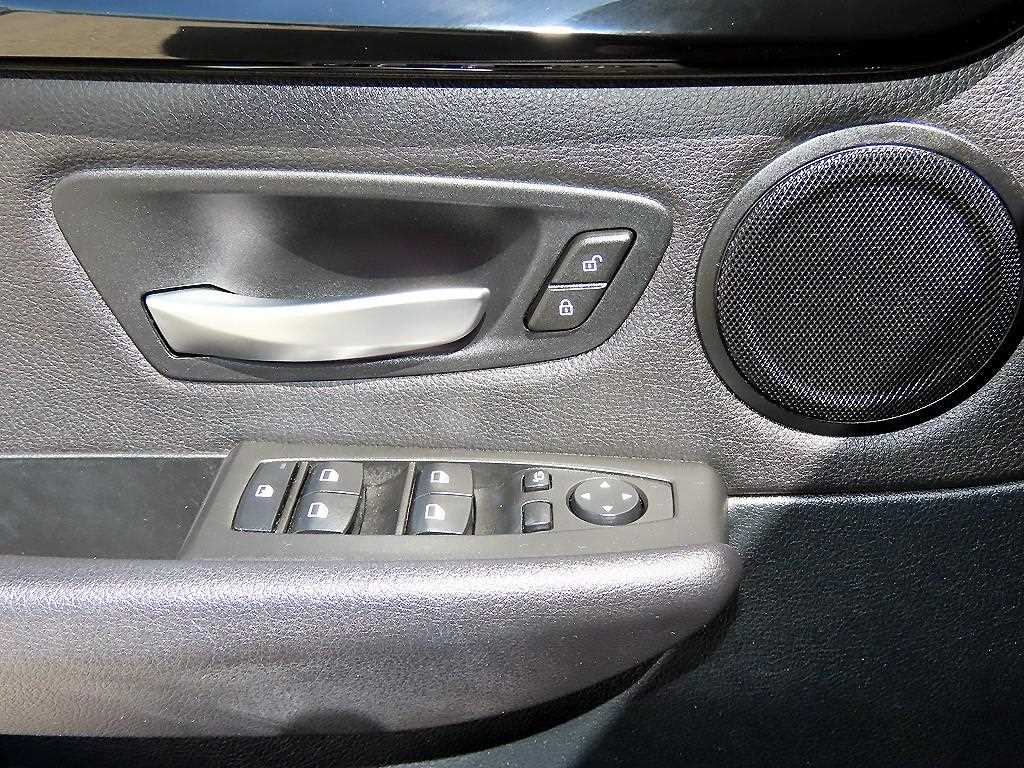 BMW 2-Series — photo 11