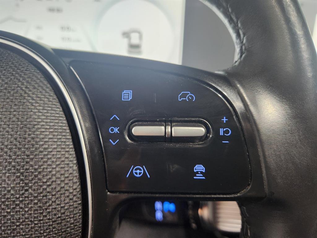 Hyundai Ioniq5 — photo 12
