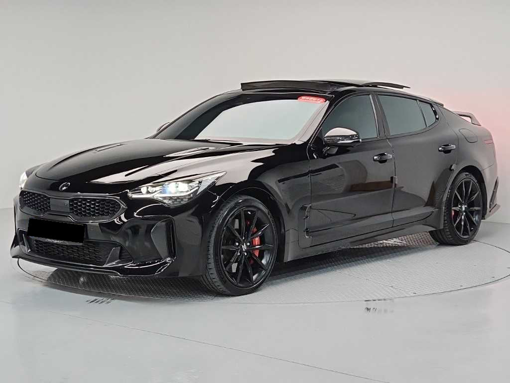 Kia Stinger — photo 01
