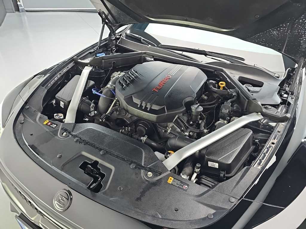 Kia Stinger — photo 05