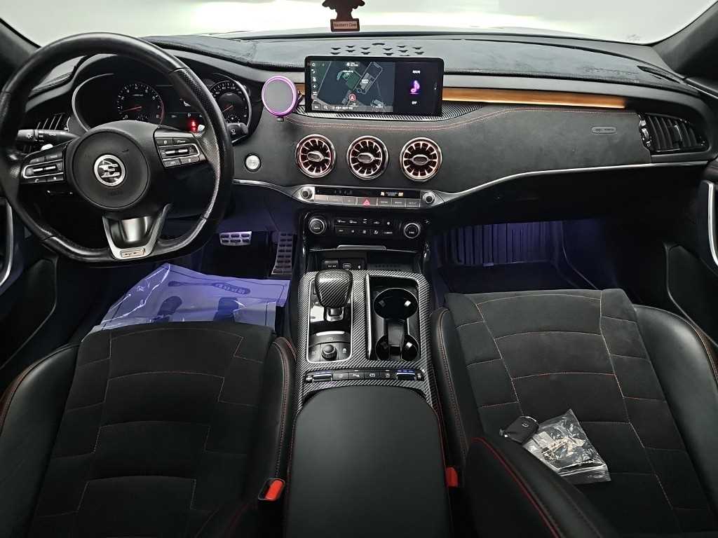 Kia Stinger — photo 07