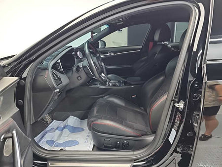 Kia Stinger — photo 11
