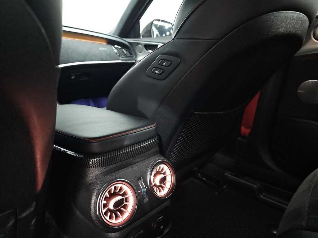 Kia Stinger — photo 14