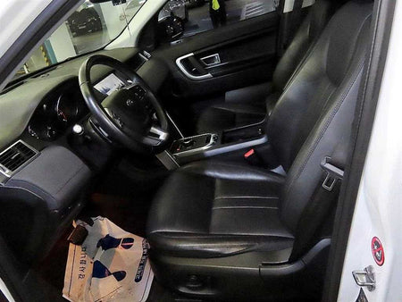Land Rover Discovery Sport — photo 06
