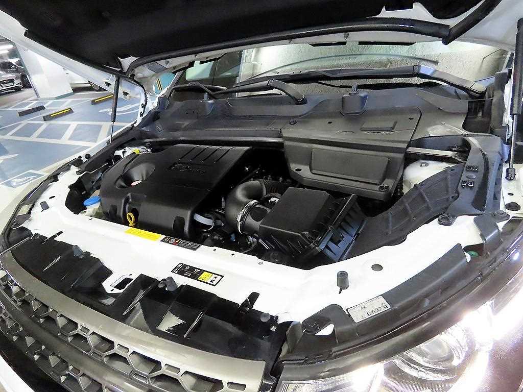 Land Rover Discovery Sport — photo 19