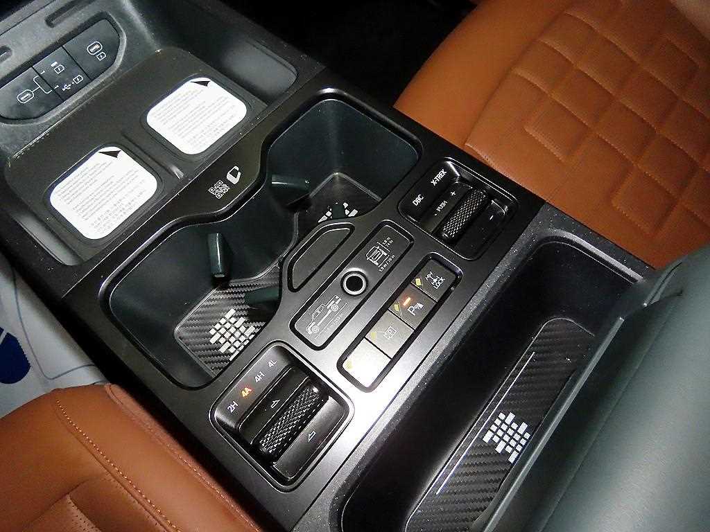 Kia Tasman — photo 12