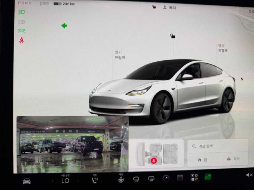 Tesla Model 3 — photo 13