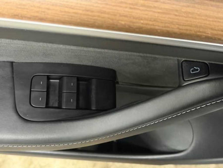 Tesla Model 3 — photo 16