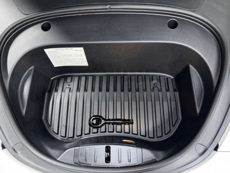 Tesla Model 3 — photo 19