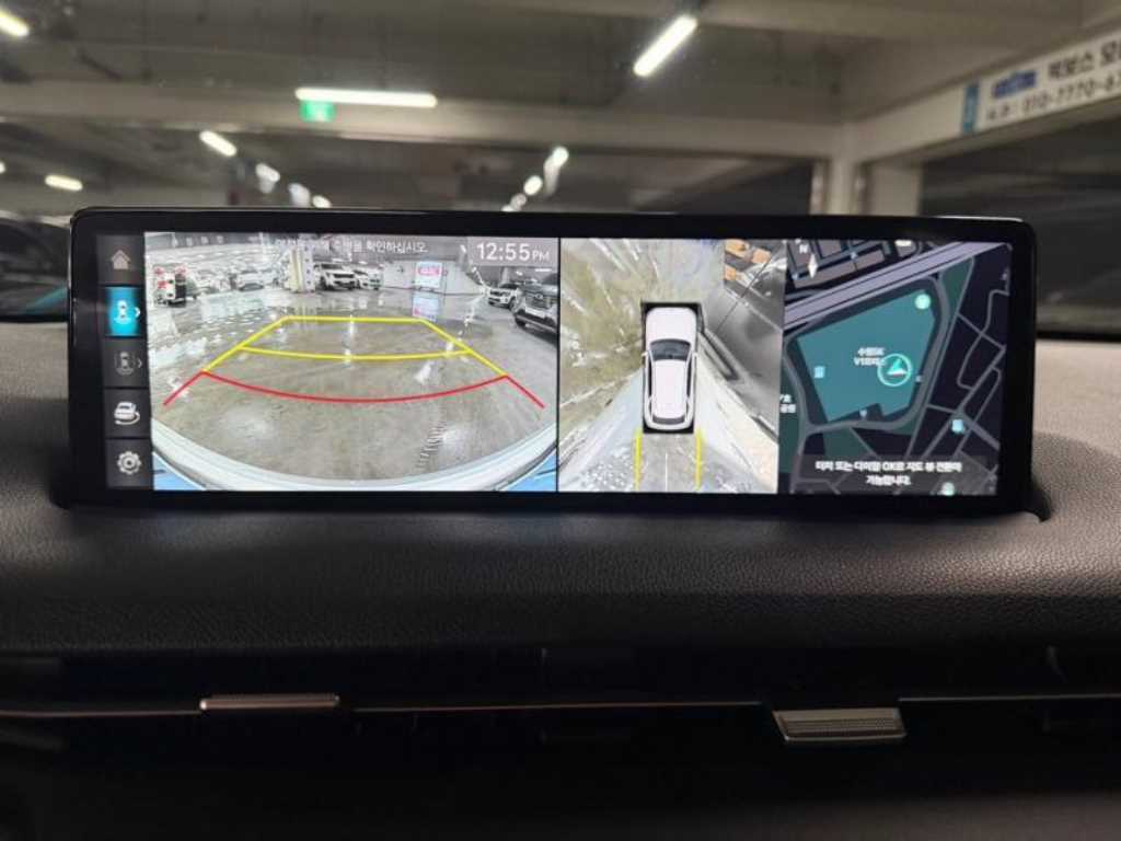 Genesis GV70 — photo 11